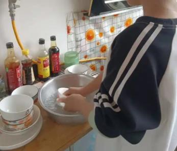 海宁帮妈妈做家务的收获有哪些？